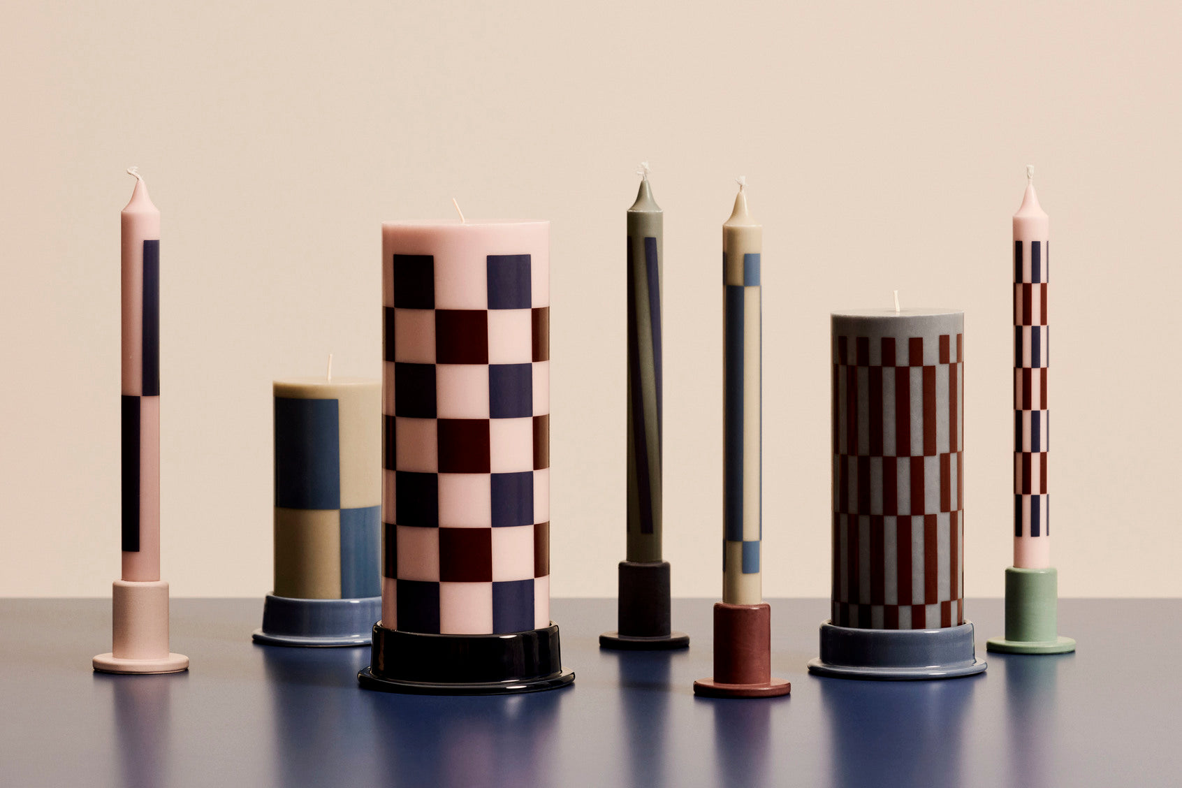 Pattern stearinlys - lyserød/mørkeblå